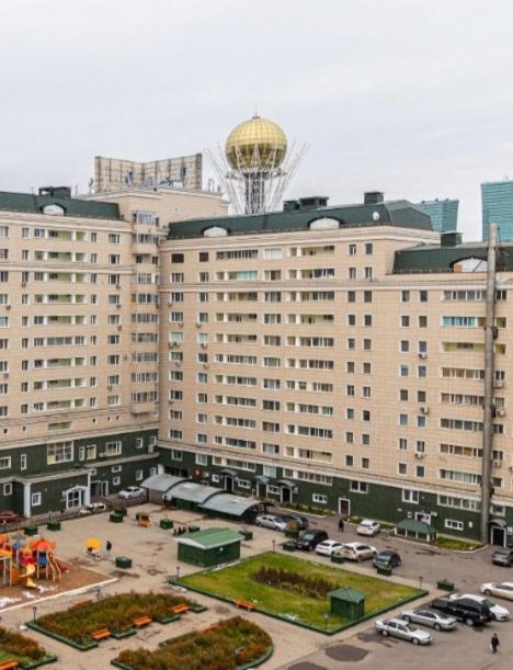 25 Вид На Байтерек Для 1-4 Человек С Кроватью И Раскладным Диваном Астана Екстер'єр фото